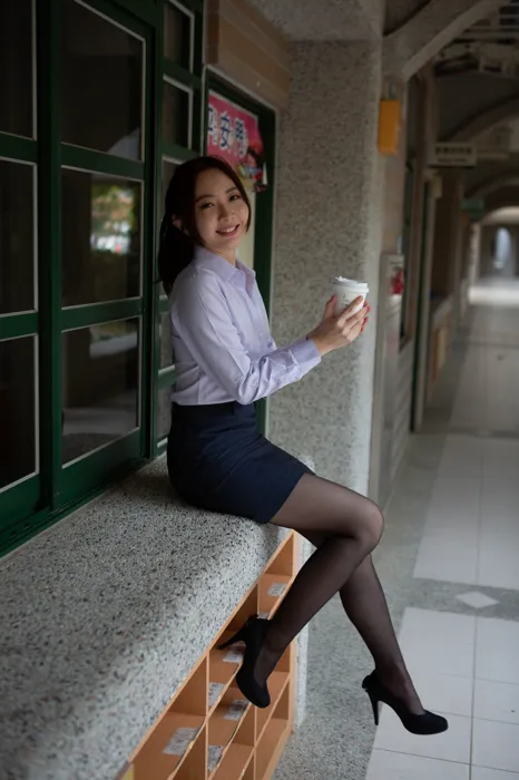 [Mzsock] NO.164 Lin Hua OL uniform high heels and beautiful legs street photography#[42P]-5